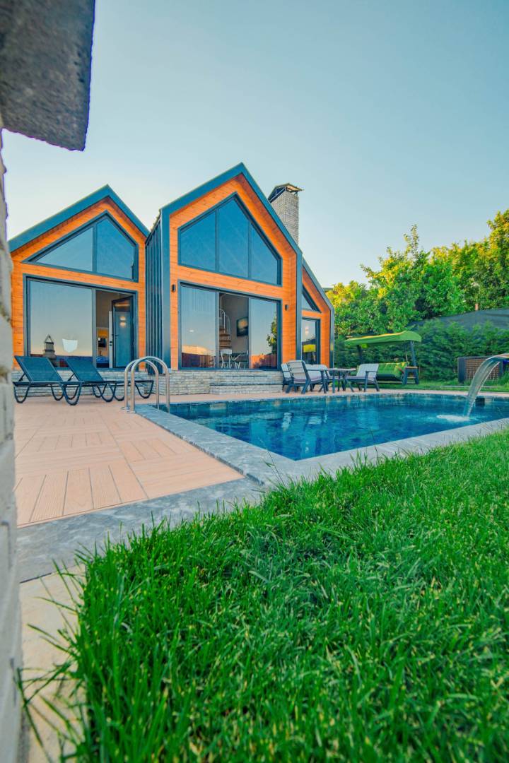 Sapanca Lüks Jakuzili Bungalov - VIP Konaklama - Görsel 2