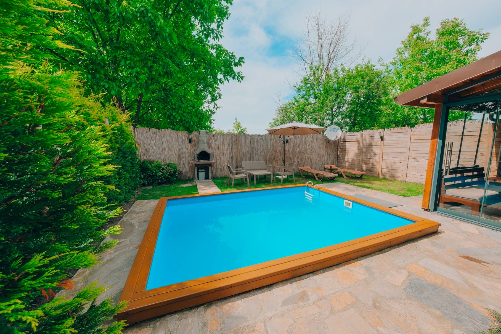 Kalkan Aile Villası - Geniş Bahçe ve Havuz - Görsel 3