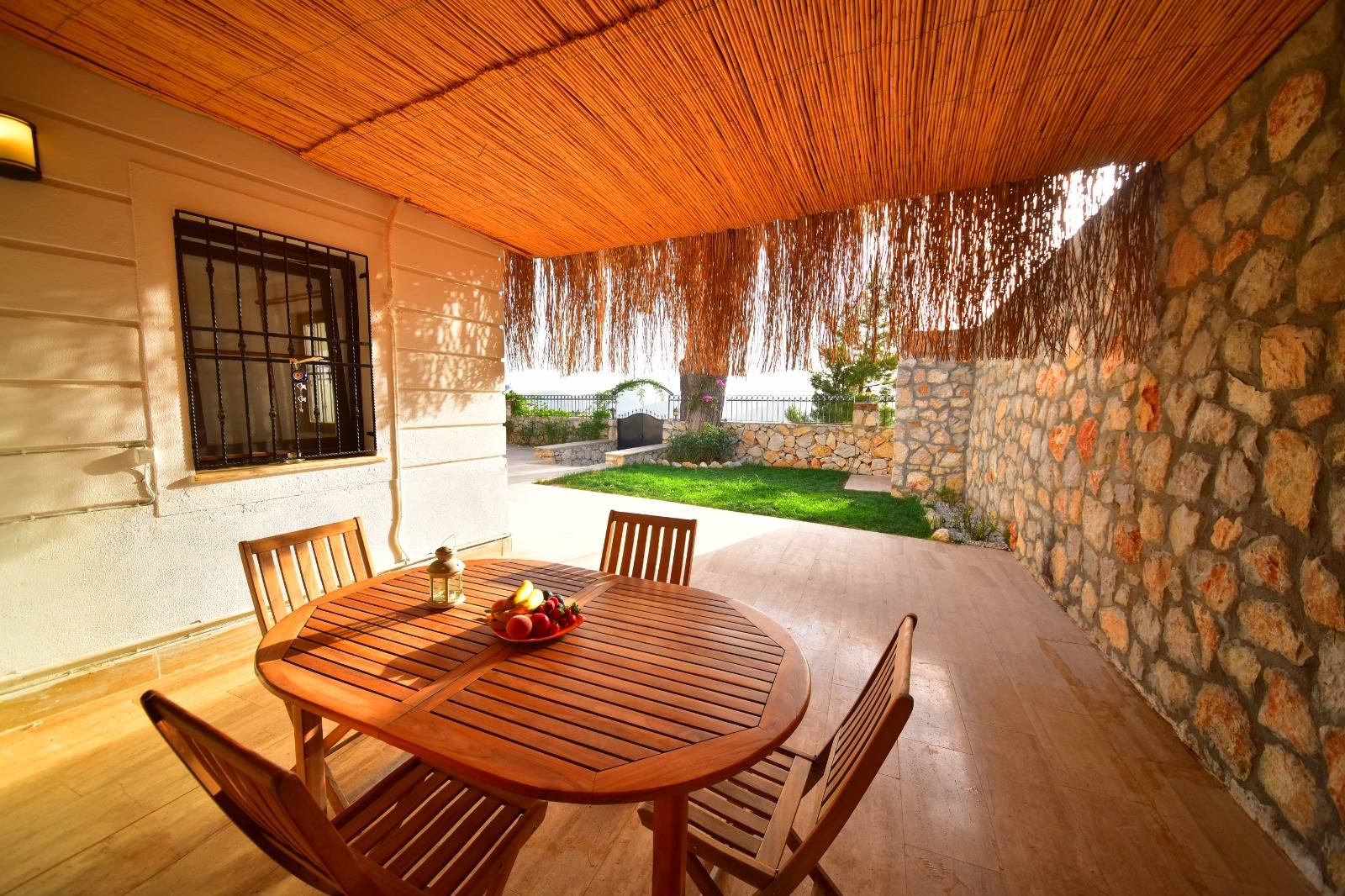 Kaş Aile Villası - Geniş ve Konforlu - Görsel 4