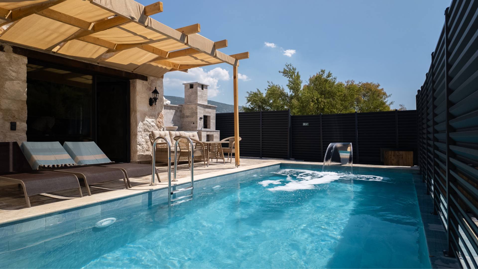 Kaş Denize Sıfır Villa - Plaj Erişimi