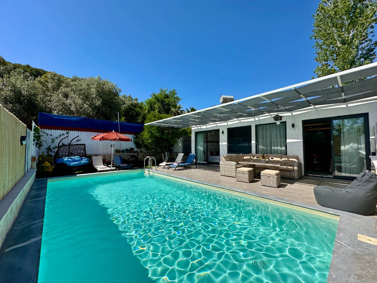 Kaş Modern Villa - Minimalist Tasarım